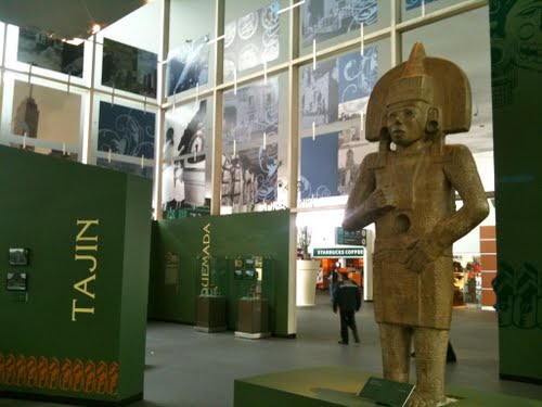 Museo de las culturas mesoamericanas en el aeropuerto de la ciudad de México